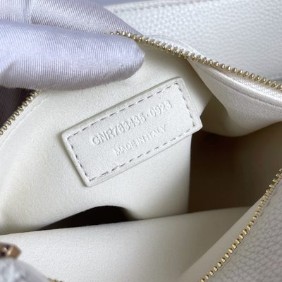 Saint Laurent Le 5 à 7 Bea tote bag — 9