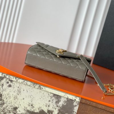 Saint Laurent grey grain de poudre textured leather envelope chain bag — 4