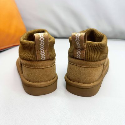 UGG Kids' Stretch-Cuff Suede Snug Boots — 3