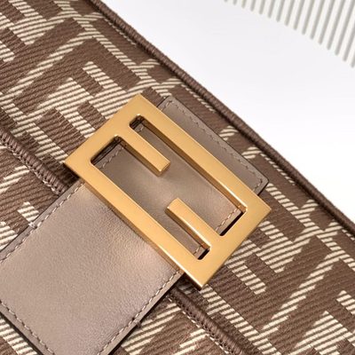 Fendi Medium Baguette shoulder bag (T) — 9