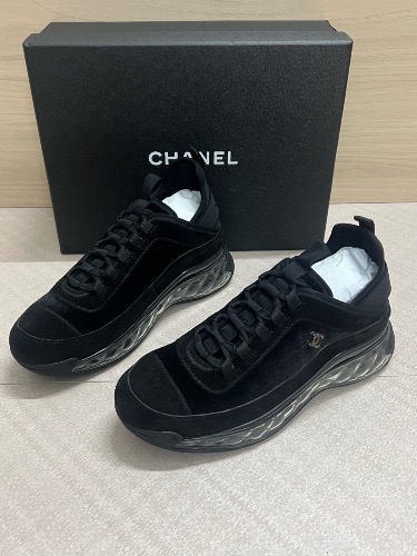 Chanel Wmns 'Velvet Calfskin Grosgrain Sneaker — 3