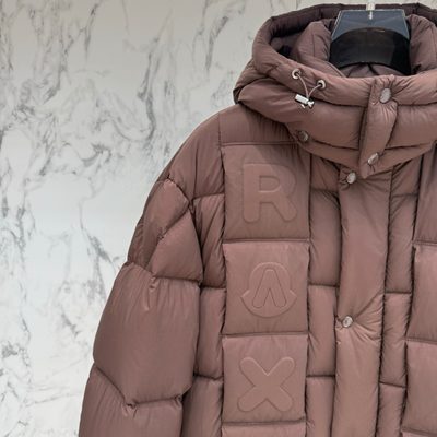 Moncler puffer jackets — 6