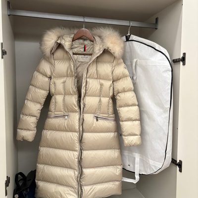 Moncler Boedic Hooded Shearling-Trimmed Long Down Jacket — 5