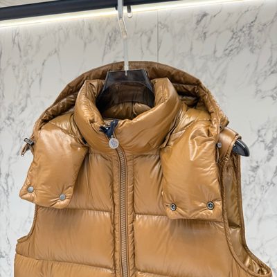 Moncler Bormes down gilets — 8