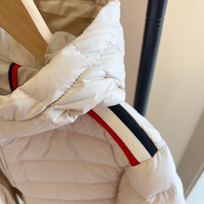Moncler Enfant Donvar Down Hooded Short Puffer Jacket — 4