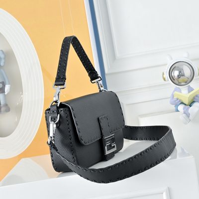 Fendi Baguette Selleria bag (T) — 4