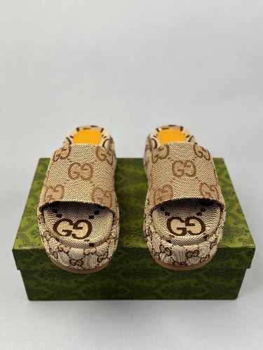 Gucci platform slide sandals — 3