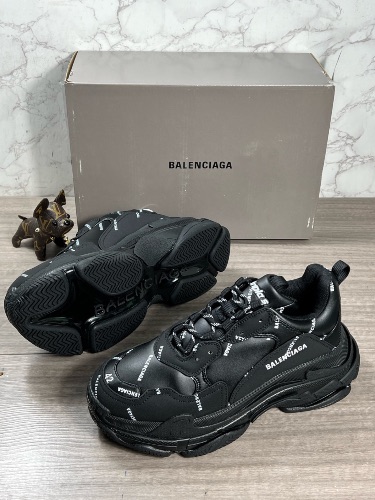 Balenciaga Triple S Allover Logo sneakers — 4