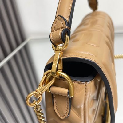 Fendi Baguette bag (T) — 3