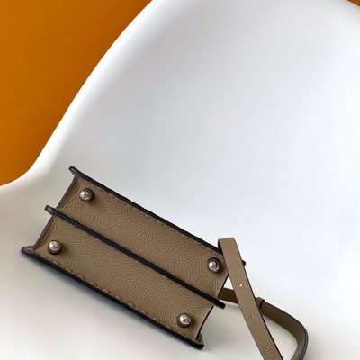 Fendi Peekaboo ISeeU bag (T) — 4