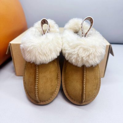 UGG Funkette Slipper — 7