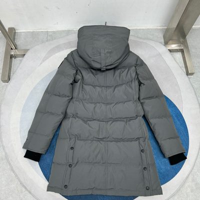 Canada Goose Women's Shelburne Parka — 6