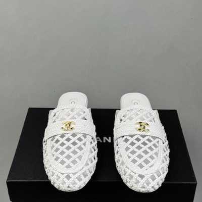Chanel mules — 3