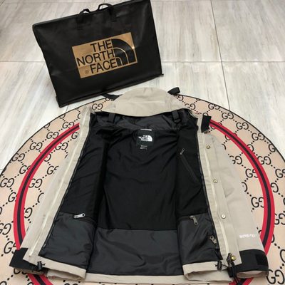 The North Face 1990 Mountain Jacket — 4
