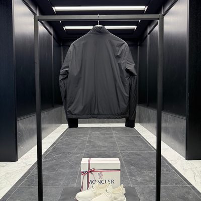 Moncler quilted down gilet — 6