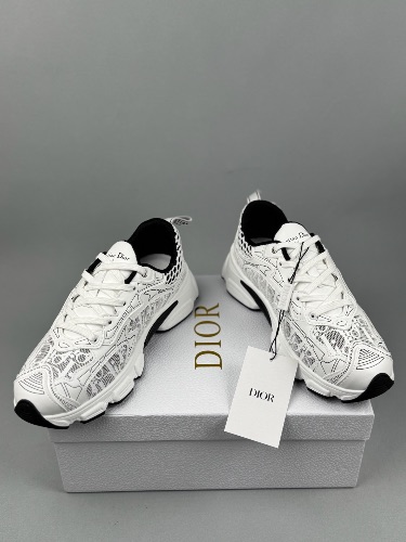 Dior Chrono Sneakers in white mesh with leather panels — 4