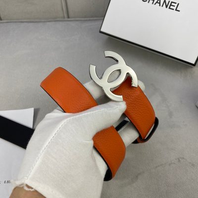 Chanel belt is crafted from orange grained calfskin leather and features a gold-tone interlocking CC — 7