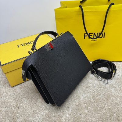 Fendi Peekaboo ISeeU leather bag (T) — 3