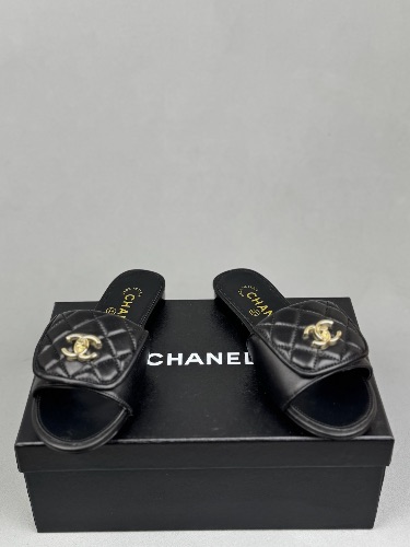 Chanel quilted lambskin leather mules — 4