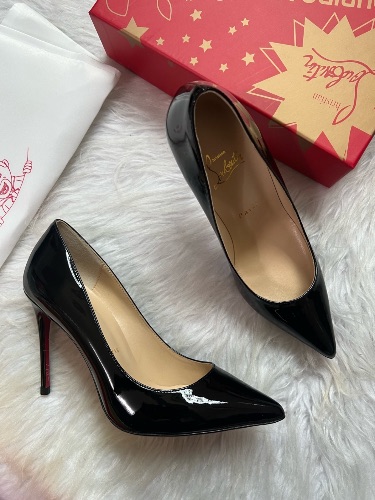 Christian Louboutin Kate patent leather pumps