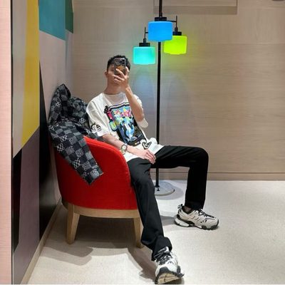 Louis Vuitton Jazz Flyer Graphic T-Shirt — 6