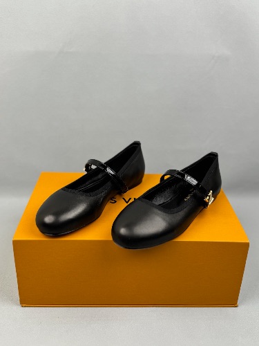 Louis Vuitton Romy Flat