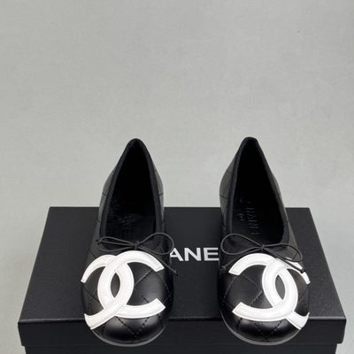 Chanel Coco Beach Cambon ballet flats — 3