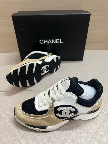 Chanel CC Runner sneakers