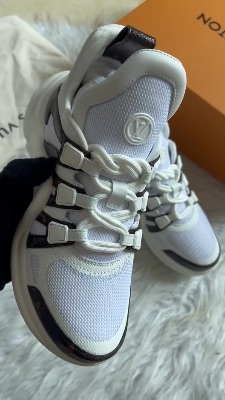 Louis Vuitton Archlight sneakers in a white — 5