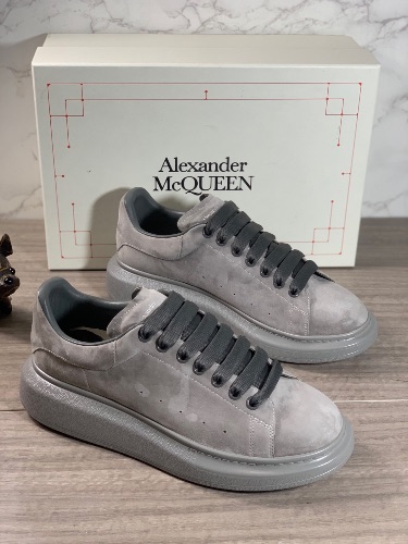 Alexander McQueen Oversized sneakers — 4