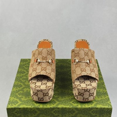 Gucci women's wedge sandals — 3