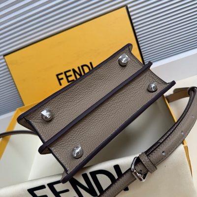Fendi Peekaboo ISeeU bag (T) — 9