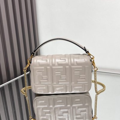 Fendi Baguette bag (T) — 3