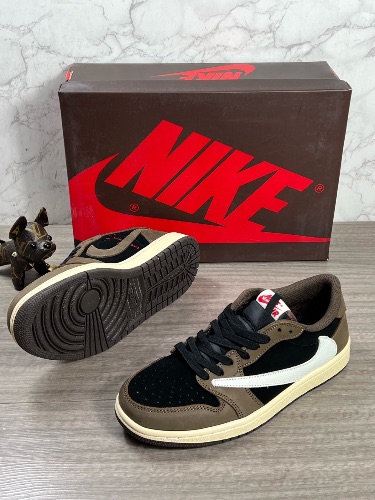 Nike Jordan 1 Retro Low OG SP Travis Scott Mocha sneakers — 4