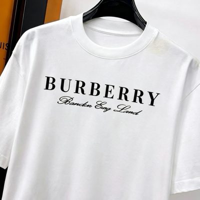 Burberry T-shirt — 3