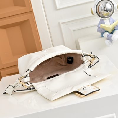 Fendi Mamma Baguette bag (T) — 9