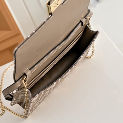 Fendi Baguette Wallet on Chain (T) — 9