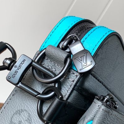 Louis Vuitton Trio Messenger Bag — 6