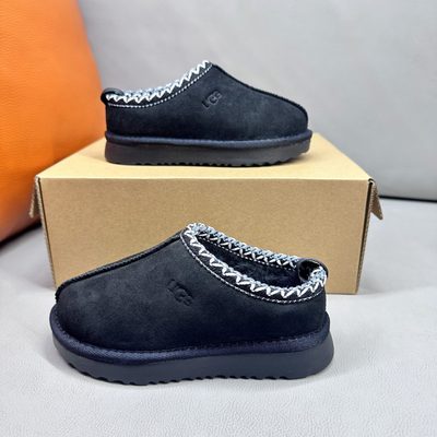 UGG Tazz (or UGG Tazz II) platform slip-on slipper — 6