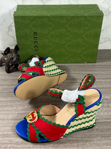 Gucci GG Wavy Colorblock Wedges
