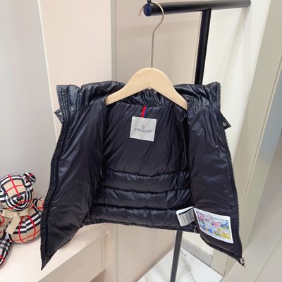Moncler Enfant Maya Hooded Short Down Jacket — 5