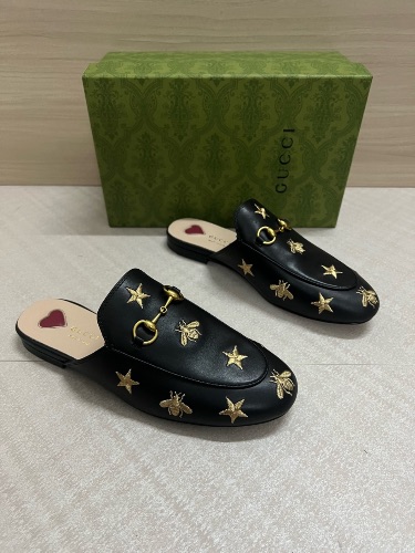 Gucci Princetown black leather mules — 4