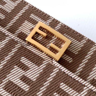 Fendi Baguette Wallet on Chain (T) — 9