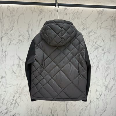Burberry hooded jacket — 3
