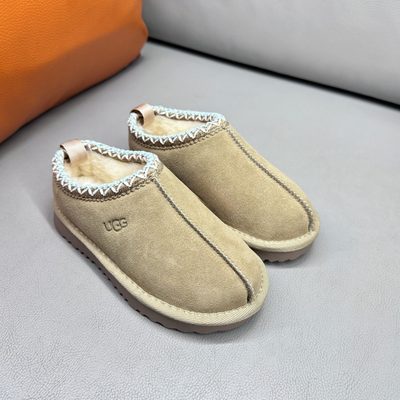 UGG Tazz (or UGG Tazz II) platform slip-on slipper — 5