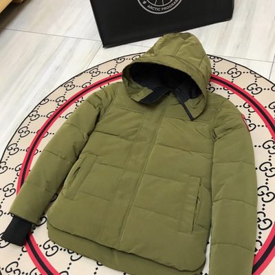 Canada Goose Macmillan Parka — 7
