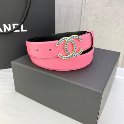 Chanel hot pink leather belt featuring a gold-tone CC buckle — 4