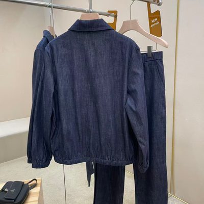 Prada matching set featuring a zip-up jacket and trousers — 8