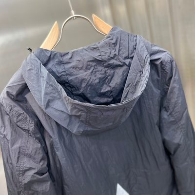 Moncler Nidge hooded jacket crafted from black technical nylon — 9