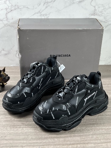 Balenciaga Triple S sneakers — 3